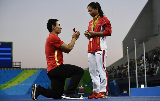 He proposas his girlfriend at Olympics